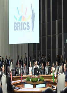 PM Modi meets BRICS leaders in Johannesburg