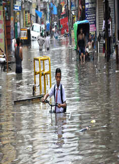 Monsoon rains paralyse several parts of India