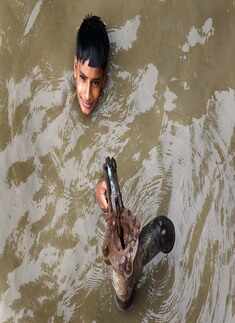 Rising Yamuna leaves thousands homeless