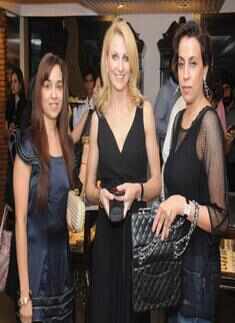 Naina Balsavar's party