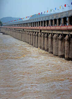Heavy downpour lashes Vijayawada