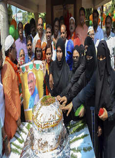BJP leaders, workers celebrate PM Modi's birthday