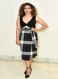 Pataakha: Promotions