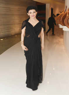 Shalini Passi hosts a party for art and fashion fraternity