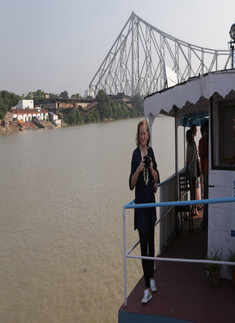 Diplomats' pre-Puja tour