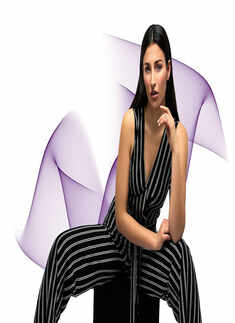 Dhenia Covens's pictures