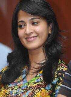 Press meet: 'Vaanam with Simbu'