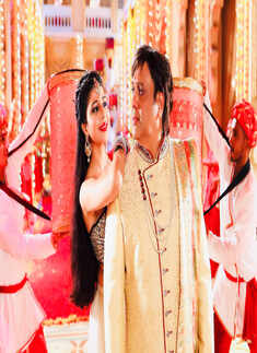 Meet Mishika Chourasia​, the actress who kick-starts her Bollywood career opposite Govinda