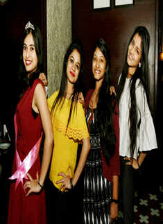 Calcuttans let their hair down at a club