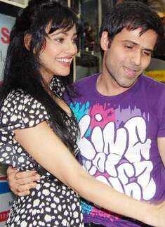 Emraan promotes 'Crook'