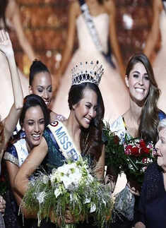 Vaimalama Chaves crowned Miss France 2019