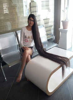 Gujarat&rsquo;s Nilanshi Patel enters record books with 170.5cm-long hair