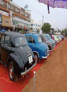 Beautiful Vintage Cars & Bikes on showcase at the Pandiyan cinema grounds...