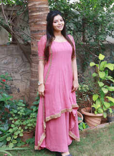 Adutha Saattai: Movie pooja