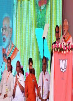 PM Modi holds rally in Madurai 