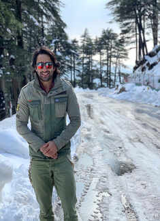 Shaheer Sheikh vacays in snow-clad Kashmir 