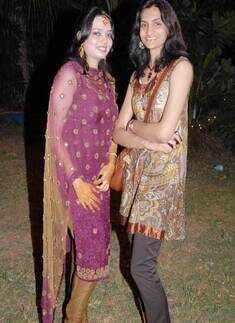 Dr Tushar & Dr Shweta's cocktail bash