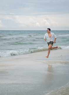 Meet this handsome fashion enthusiast & a Businessman, Abhishek Garg