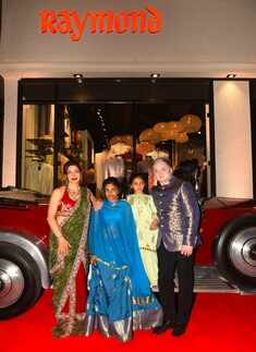 Raymond's Store Launch