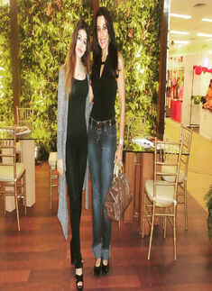 Pooja Bedi's pictures