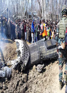 IAF's Mi-17 transport chopper crashes in J&K's Budgam, two dead