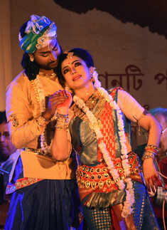 Sutanuti Parishad presents a unique dance theatre show 