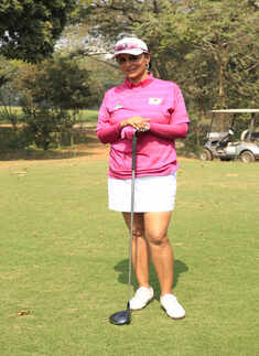 Golfers participate in Royal Premiere Golf League