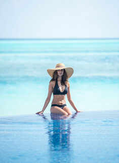 Ira Dubey teases fans with her sultry pictures