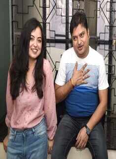 Mukherjee Dar Bou: Success Party