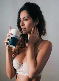 Bruna Abdullah pictures