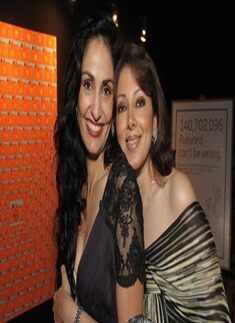 Art show: 'Alt+Refresh'