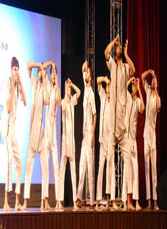 Jaipurites enjoy a dance event