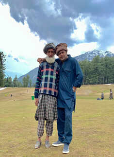 Rakhi Sawant and Deepak Kalal's pictures