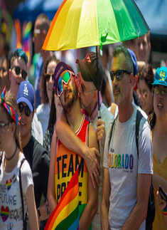 Thousands turn out for Los Angeles Pride Parade 