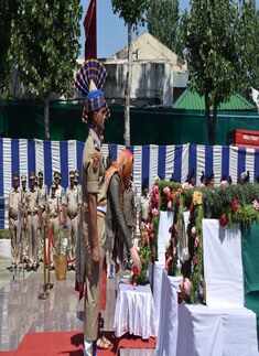 CRPF martyrs' wreath laying ceremony held in Kashmir