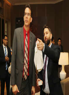 Jamie Dragon and Jay Treloar