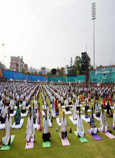 Jaipurites perform asanas to mark International Yoga Day