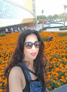 Mahie Gill pictures