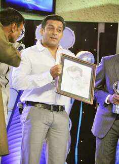 'IBN7 Super Idol' Awards