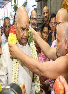 President offers prayers at Tirupati temples