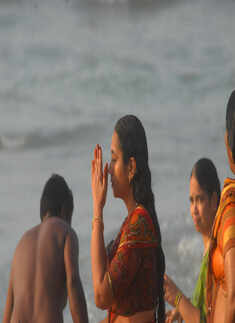 Stunning photos of lunar eclipse around the world