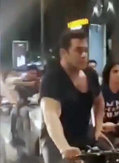 Iulia Vantur pictures