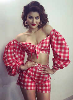 Urvashi Rautela pictures