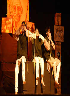 Bapu Bolte Kyu Nahi: A play