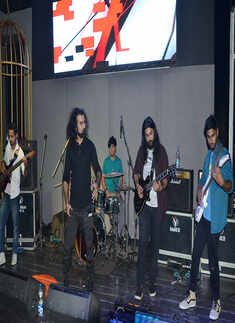 An electrifying evening for Kanpurties