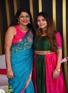 Rag's boutique completes 21 years