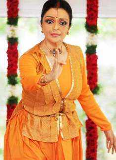 Anita Ratnam performs