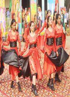 Ajay promotes 'Toonpur Ka..' 