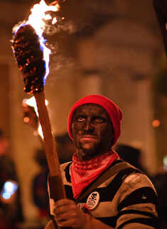 Britain marks Guy Fawkes' gunpowder plot with Bonfire Night