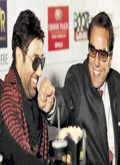 Deols promote 'Yamla Pagla..'